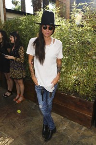 Tasya Van Ree Villoid Fashion App Party