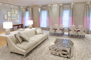 One of the VIP rooms, fully equipped and furnished to host private lunches.
