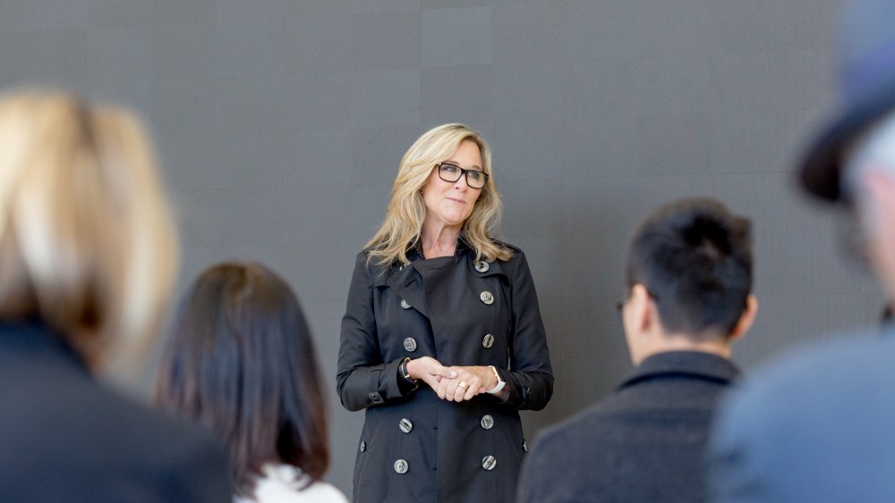 Angela Ahrendts to Leave Apple