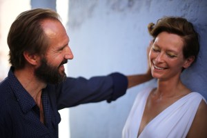 A still of Ralph Fiennes and Tilda Swinton in "A Bigger Splash"