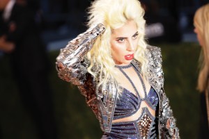 Lady Gaga in Atelier Versace.