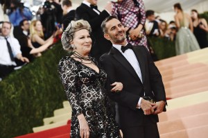 Bette Midler in Marc Jacobs and Marc Jacobs