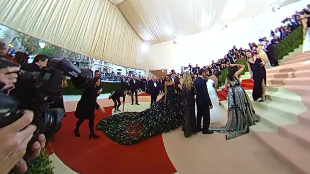 met gala red carpet video 360 degree virtual reality