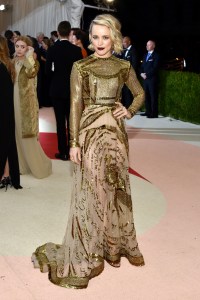 Rachel McAdams in Valentino at met gala 2016