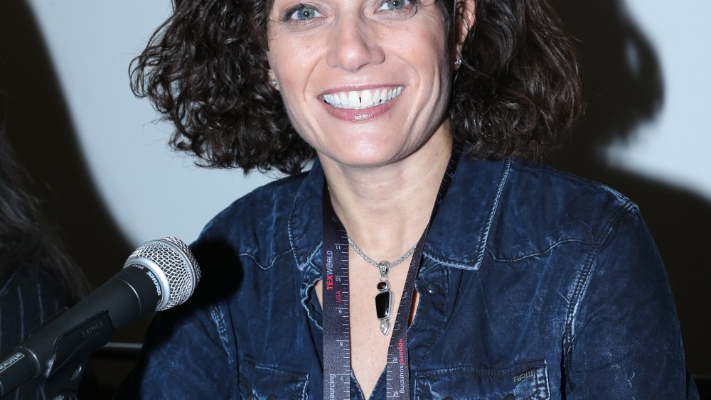 Lenzing Scores in First Quarter, Adds Denim Blog