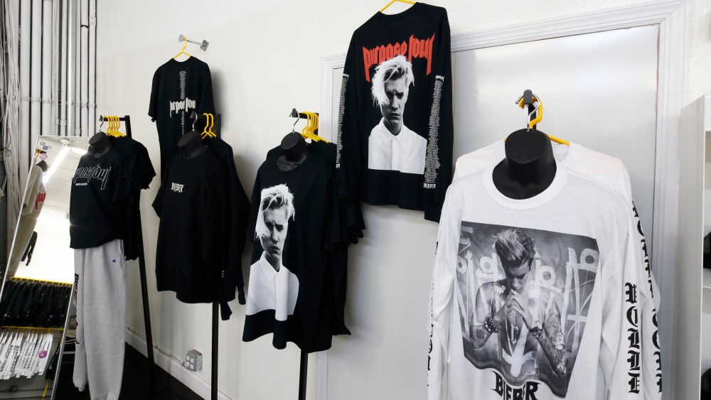VFiles x Justin Bieber "Purpose World Tour" pop-up.