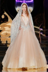 A look by YolanCris at Barcelona Bridal Fashion week.