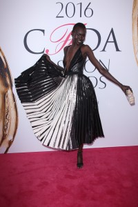 Alek Wek on the 2016 CFDA Awards Red Carpet