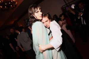 Hari Nef and Lena Dunham 2016 CFDA Awards