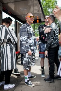london men's fashion week spring 2017 street style