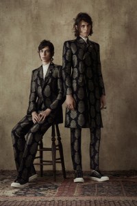 Alexander McQueen Men's Spring 2017