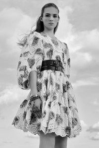 Alexander McQueen Resort 2017