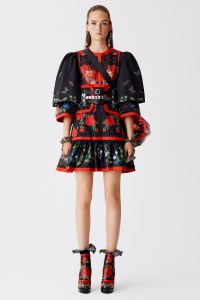 Alexander McQueen Resort 2017