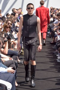 Balenciaga Men’s Spring 2017