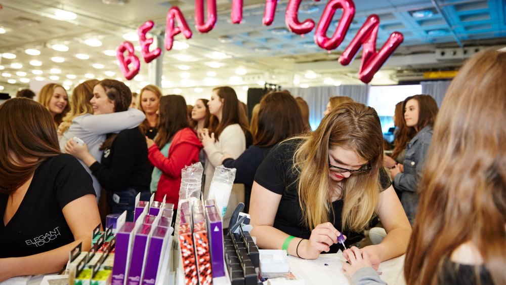 The scene at Beautycon Festival London.