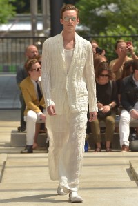 Issey Miyake Men's Spring 2017