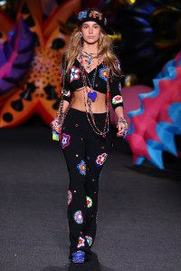 Moschino Resort 2017