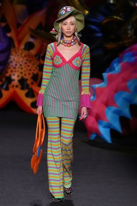 Moschino Resort 2017