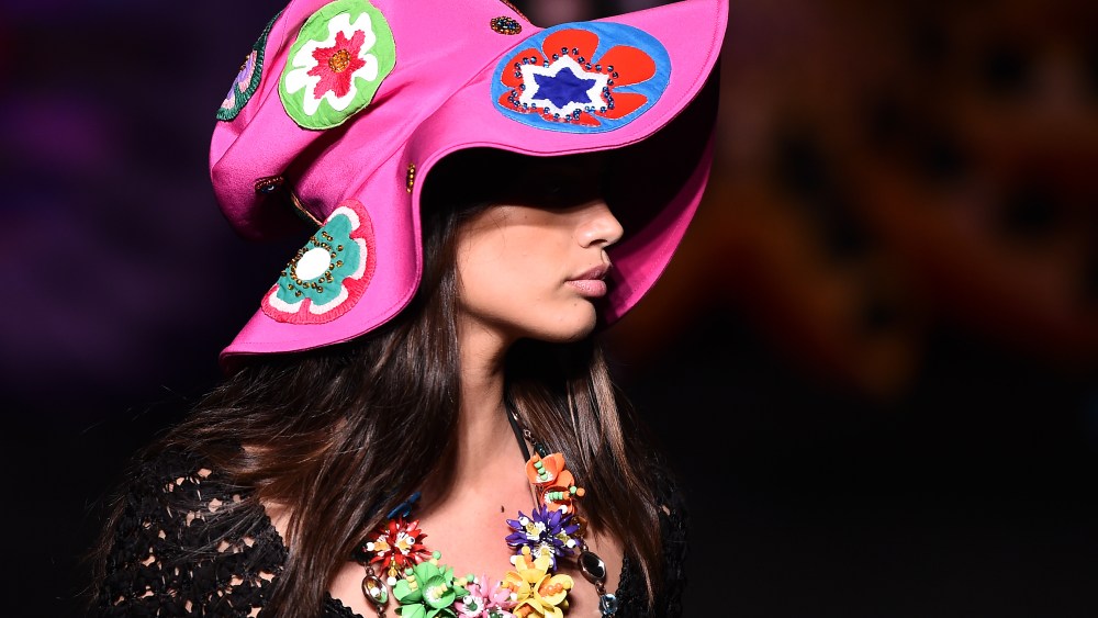 Moschino Resort 2017