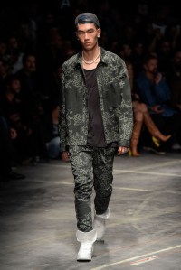 Marcelo Burlon county of Milan Men's Spring 2017