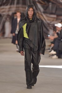 Off-White Men's Spring 2017