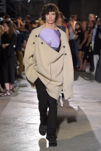 Raf Simons Men’s RTW Spring 2017