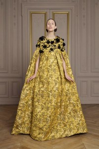 Giles Deacon Couture Fall 2016