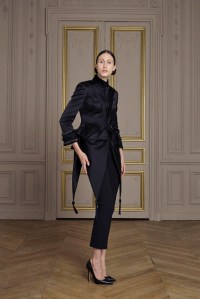 Giles Deacon Couture Fall 2016