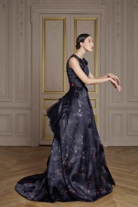 Giles Deacon Couture Fall 2016