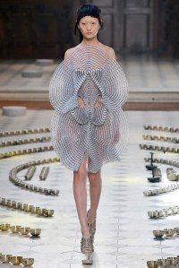 Iris Van Herpen Couture Fall 2016