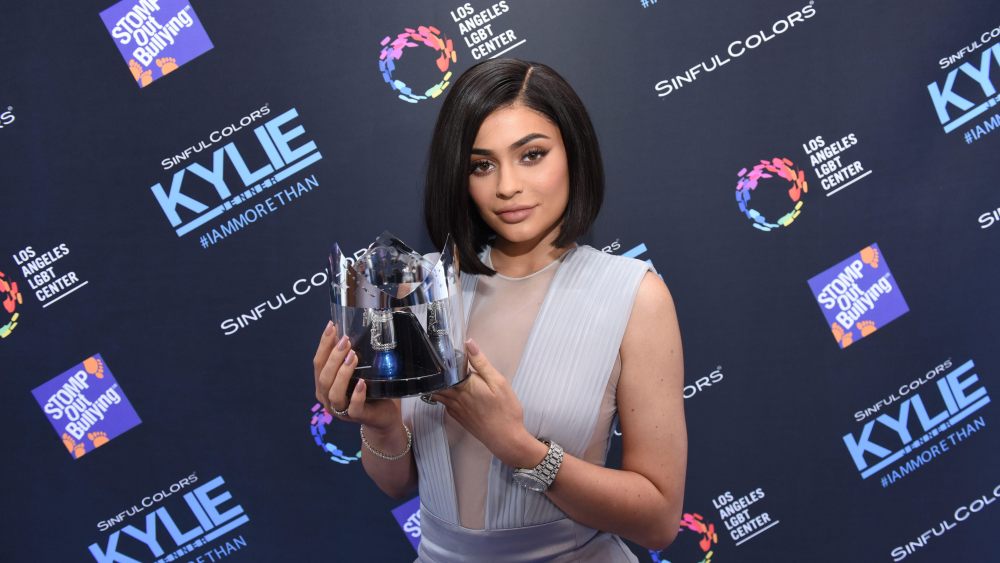 Kylie Jenner Limited-Edition Nail Set Goes on Auction