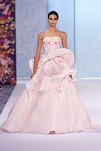 Ralph & Russo Couture Fall 2016
