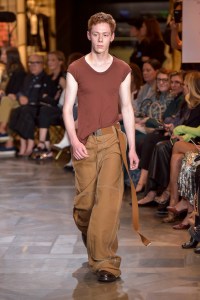 Vetements RTW Spring 2017