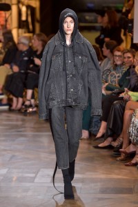 Vetements RTW Spring 2017