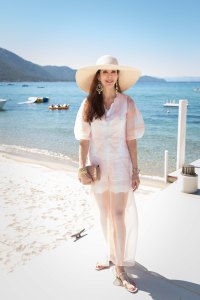 Oscar de la Renta Saks Fifth Avenue Lake Tahoe benefit fashion show 2016