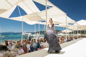 Oscar de la Renta Saks Fifth Avenue Lake Tahoe benefit fashion show 2016