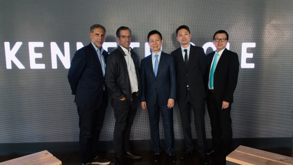 Kenneth Cole Signs Chinese Distribution Deal With Sitoy Retailing