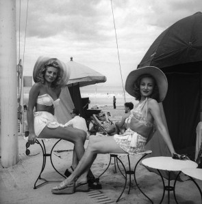 Swimmers in Deauville, summer 1946