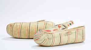 Kids moccasins from Canada