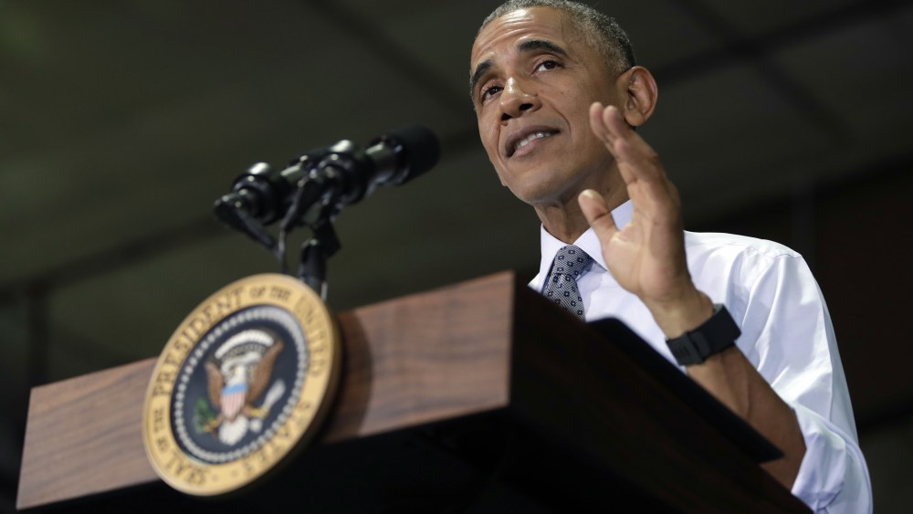 House Passes Bill Delaying Labor Department's Overtime Rule