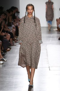 A Detacher RTW Spring 2017