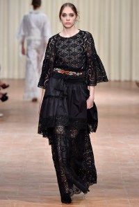 Alberta Ferretti RTW Spring 2017