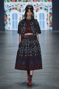 Anna Sui RTW Spring 2017