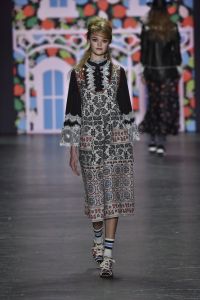 Anna Sui RTW Spring 2017