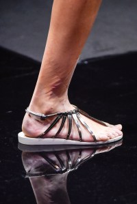 Giorgio Armani RTW Spring 2017