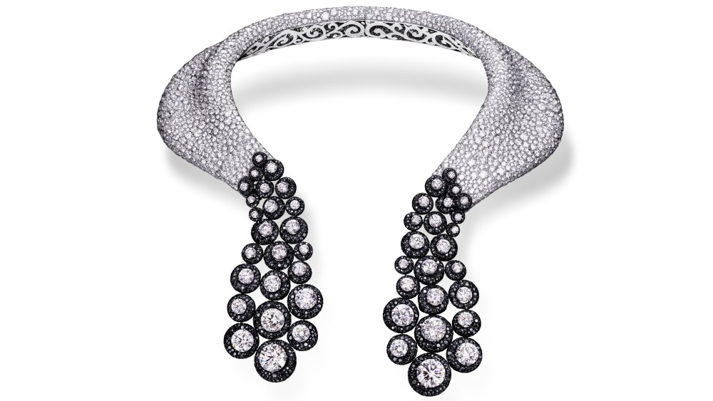 De Grisogono white gold necklace with white diamonds and black diamonds Biennale Paris