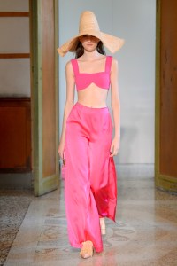 Blumarine RTW Spring 2017
