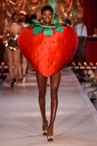 Charlotte Olympia RTW Spring 2017