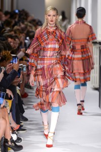 Daizy Shely RTW Spring 2017