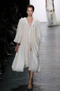 Dennis Basso RTW Spring 2017